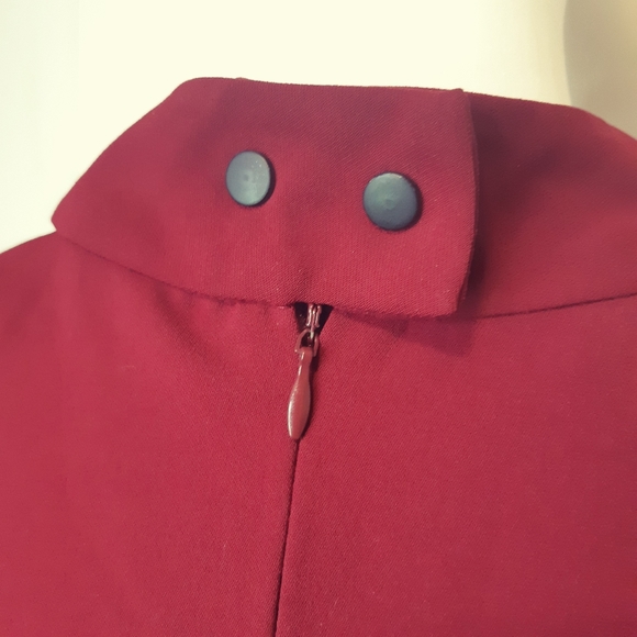 Forever 21 wine burgundy cropped faux pocket top size large - Picture 3 of 9